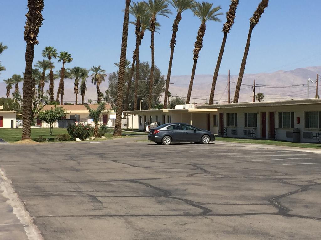 Western Sands Motel Indio Exterior photo