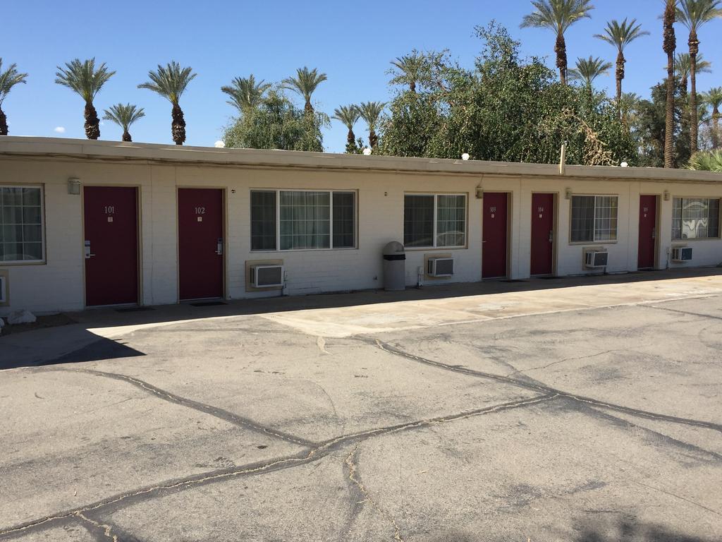 Western Sands Motel Indio Exterior photo