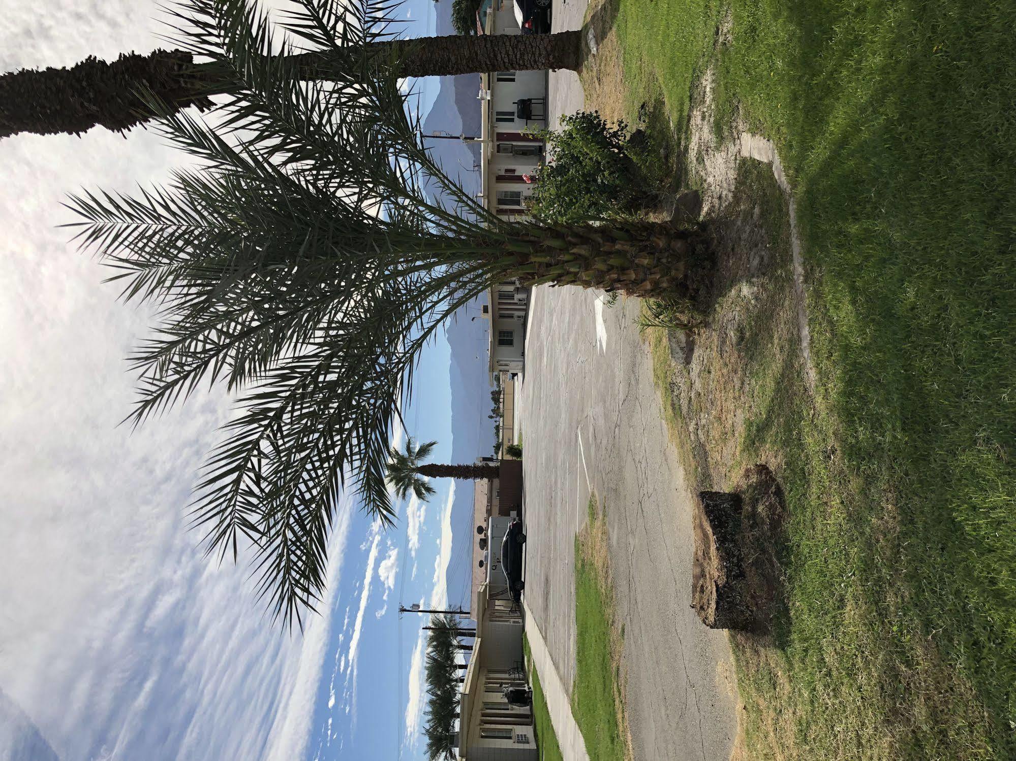 Western Sands Motel Indio Exterior photo